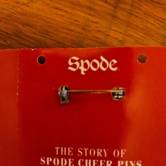 vintage Spode wreath Christmas brooch - Picture 3 of 3